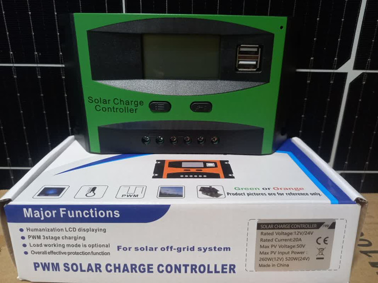 شارژکنترلر خورشیدی 20 آمپر 12/24 ولت دارای usb و تایمر