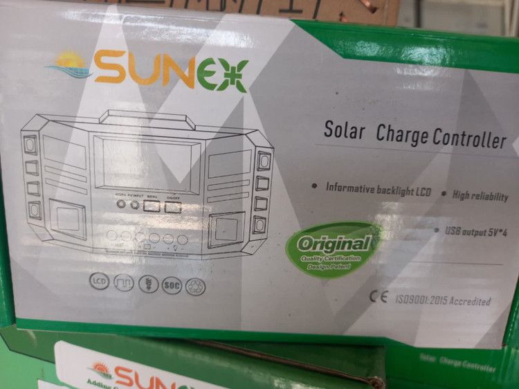 شارژکنترلر خورشیدی سانکس 20 آمپر 12/24 ولت دارای usb
