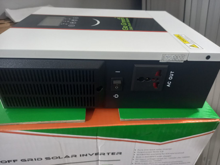 اینورتر شارژر (UPS) (سانورتر) 12 ولت 1000 وات سینوسی 40 آمپر برند Go Green