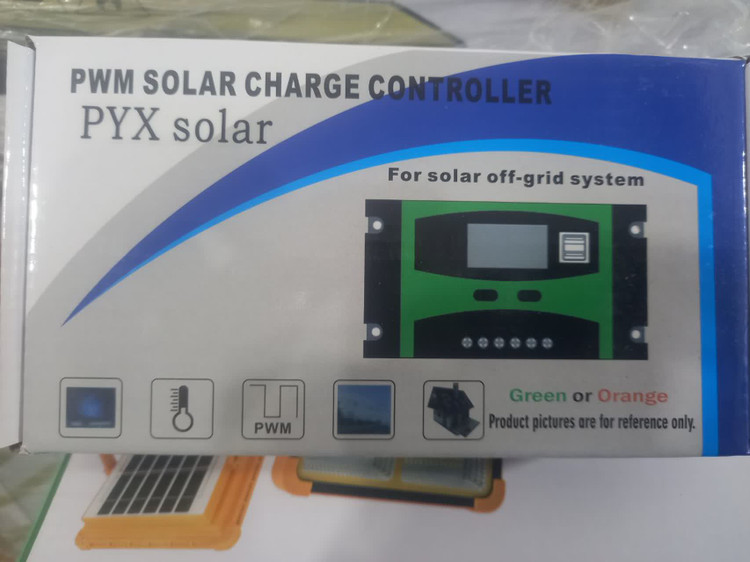 کنترل شارژر خورشیدی سولار 10آمپر 12/24 ولت دارای usb برند PYX